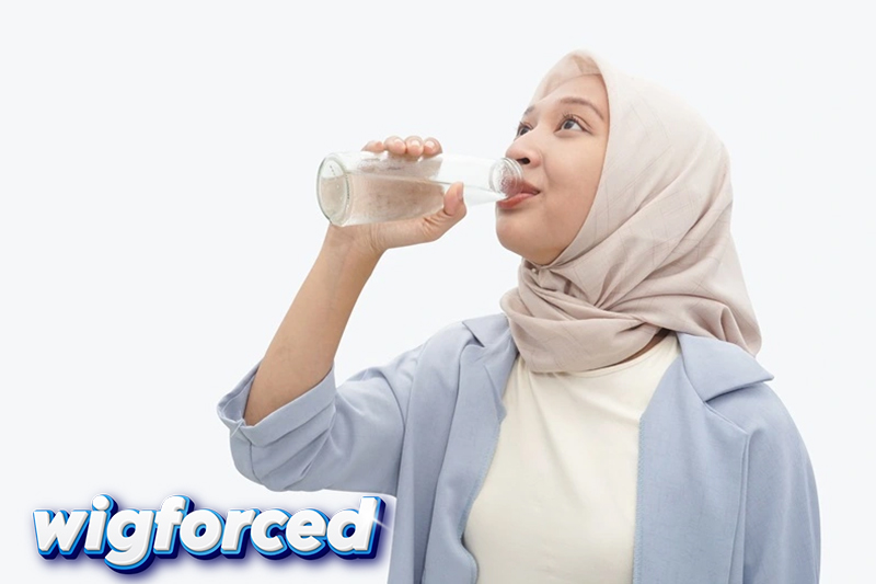 Bolehkah Minum Air Dingin saat Perut Kosong di Waktu Buka Puasa?