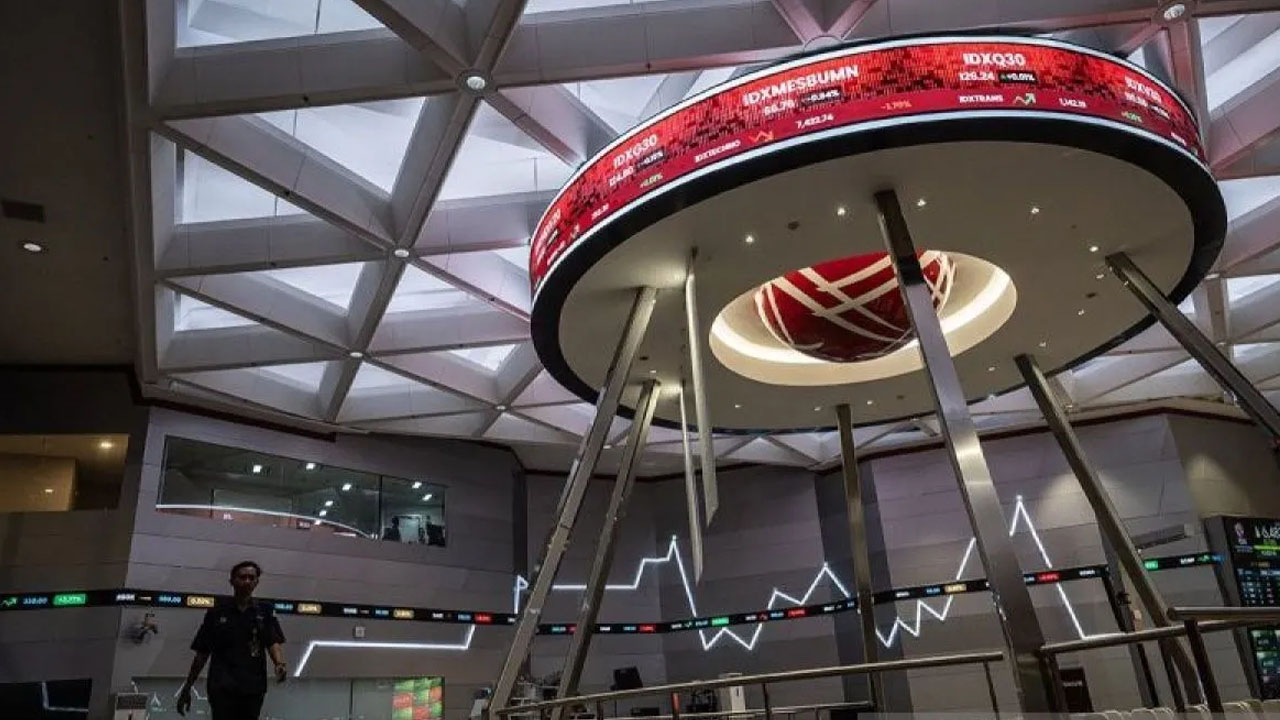 IHSG Berpotensi Variatif, Pasar Cermati Data Ekonomi Domestik