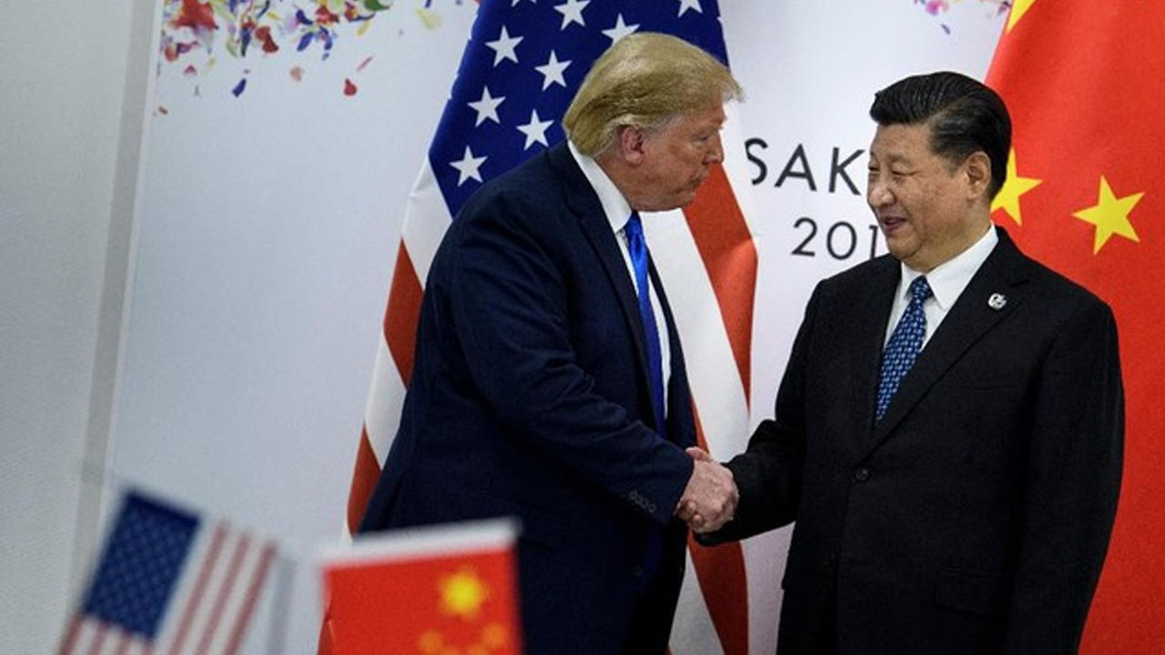 Trump Patok Tarif 130% ke China, Genderang Perang Dagang Kembali Terdengar